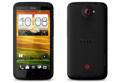 HTC One X+ dummy units seen in Telus stores, expected to launch soon