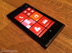 Microsoft Canada confirms release date of WP8 handsets