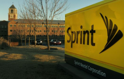 Sprint Sold 2.2 Million iPhones in Holiday Quarter But...
