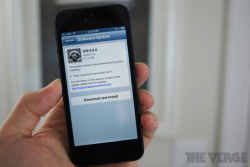 Apple Said to Cut Orders for iPhone 5 Parts Due to Weak Demand