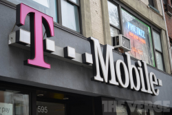 T-Mobile Loses More Customers Ahead of MetroPCS Merger