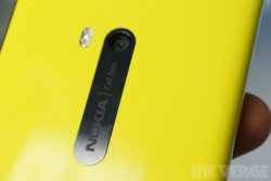 Lumia 928 with Xenon Flash and Aluminum Body on Verizon